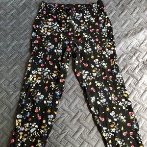 Soho Apparel Women’s Floral Print Pants🌸💓